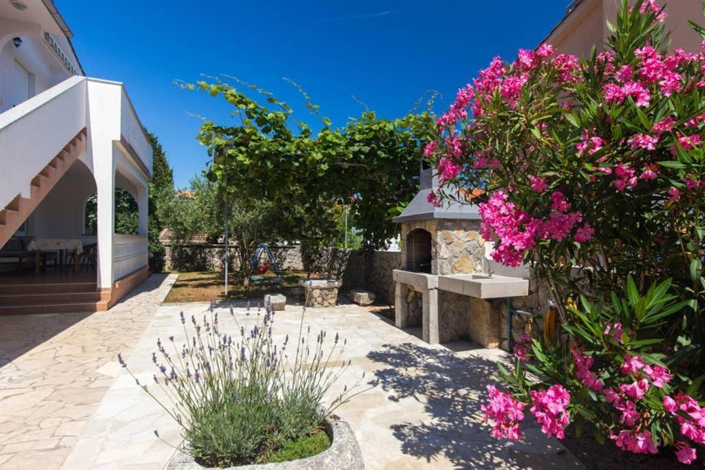 Adria-Holiday House With A Private Pool In Krk Корнич Экстерьер фото